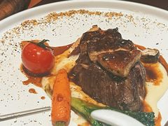 鹅肝牛里脊-Golden Lily河内巴黎法越料理餐厅(建国西路店)