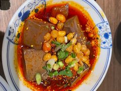 -肖四女乐山跷脚牛肉(滨江天街店)
