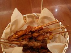 烤小肉串-香麒园·过桥米线·南湖雅宴