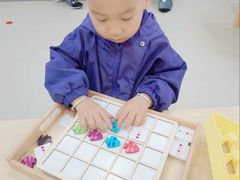 -好奇星国际托育(金地自在城校区)