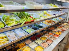 自助取餐区-愉肴麻辣香锅(中山路店)