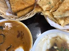 胡辣汤-方中山胡辣汤(成都首店)