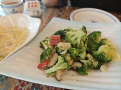 -羊巴道新疆菜·清真(上梅林店)