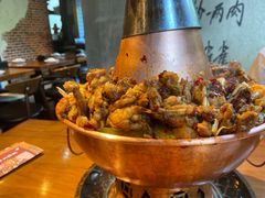 -炉小二铜锅牛蛙•川湘菜(三里屯店)