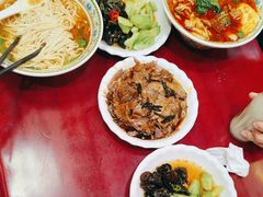 -金杨拉面王小吃面馆·牛三宝面·红烧牛肉粉