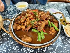-八两八金·莱芜特色炒鸡(市南漳浦路店)
