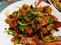 -覃记海鲜美食餐厅