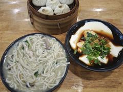 -常鲜德乐购迎桂馒头店(麻巷公寓店)