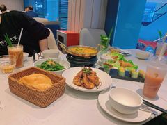 -美奈小馆·越南料理(中航城君尚购物中心店)