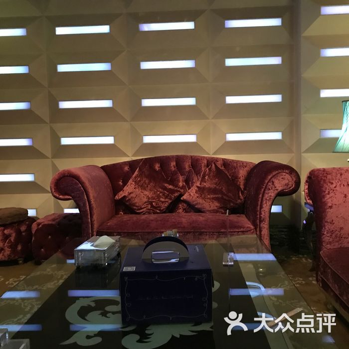 金沙会量贩式ktv