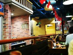 卡座-两三事小郡肝串串香火锅(桂庙店)