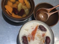 海底椰炖木瓜-小团圆糖水铺(襄阳南路店)