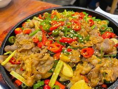 -川流不息·地道川菜·小龙虾(松东路店)