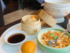 蟹肉鲜肉小笼-蟹榭·本帮江浙菜·蟹宴(五角场合生汇商场店)