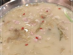 -老来福·非遗酸汤兔(凯旋路店)
