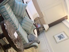 -深圳富苑皇冠假日套房酒店