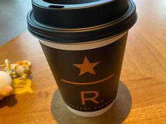-星巴克臻选(上海合生汇1F店)