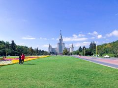 -莫斯科大学
