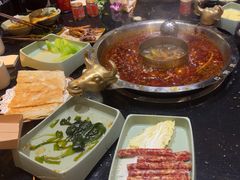 -巴倒烫陆派火锅山庄(南山总店)