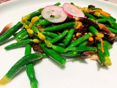 鸡枞菌炒童子黄瓜-辛香汇·现炒川菜(淮海路百盛店)