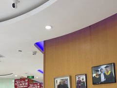 -雅悦齿科(顾村公园店)