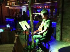 iphone_upload_pic-好久不见网红乐队酒吧(鼓浪屿海底世界店)
