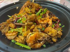 香辣牛蛙虾-回味黑鸭煲·始于2006(万松园店)