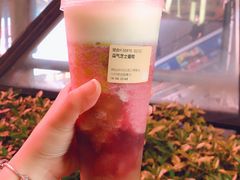 -奈雪的茶(湖滨银泰in77C区PRO店)
