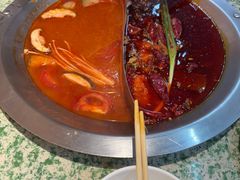 -肖婷姐大铁锅重庆火锅(南湖店)
