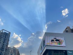 -H&M(来又来时尚购物广场店)