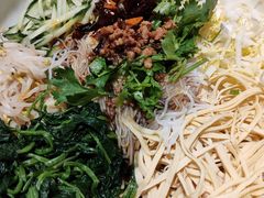 -巷子里小酒馆(西三道街店)