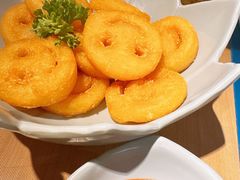 笑面薯饼-Lia Cafe Bar Restaurant松山咖啡屋