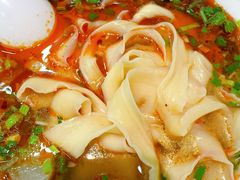 -伊京轩兰州牛肉面(闹市口店)