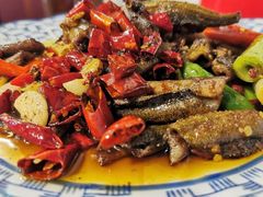 爆炒土鳝鱼-百年粉蒸牛肉