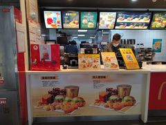 -麦当劳(郑州东高铁站店)