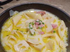 咸笃鲜-新白鹿餐厅(金鹰新街口店)
