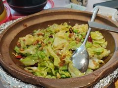 葱酥包菜-味+新京宴·烤鸭·北京菜(创意谷店)