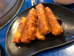 -马路边边 传媒大学店