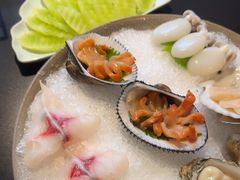 -鲜入唯煮·港式海鲜牛肉火锅(金宝街店)