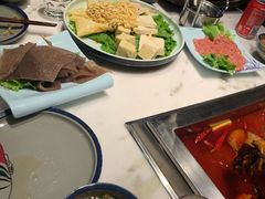 -焱三乐四川火锅店(经纬街店)