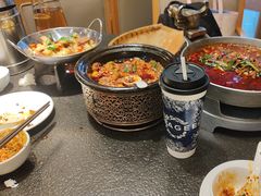 -万重锦·人文川菜馆(骡马市店)