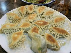 -周家大连水饺(美专校街店)