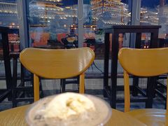 -星巴克(南宁民歌湖店)