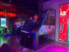 -世代星球·保龄球·镭战真人CS·团建(杨浦店)