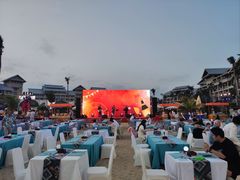 -亚龙湾希尔顿自助餐厅·海鲜·烧烤·沙滩BBQ·现场乐队