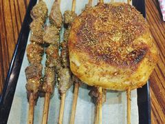 -老红桥炸灌肠牛肚锅烧烤(定福庄店)