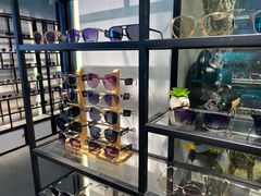 -Trend1881视光·蔡司视觉(领展广场店)