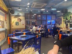 -马路边边 传媒大学店