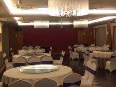 大堂-青年公社烤鸭(青年路店)