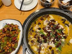 -盛宏鑫·四川鲜鱼馆(一元路店)